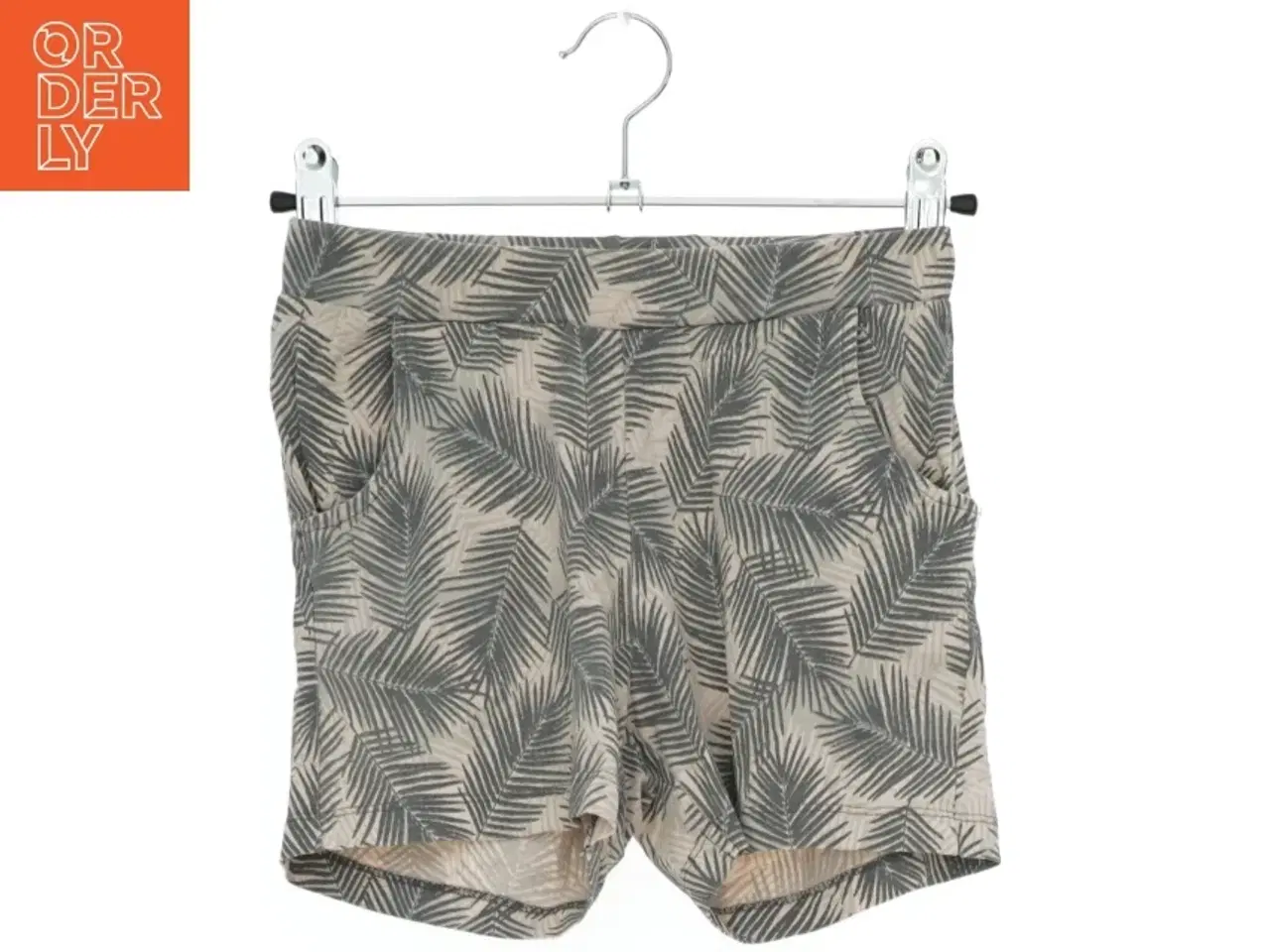 Billede 1 - Beige shorts med bladprint fra Name It (str. 128)
