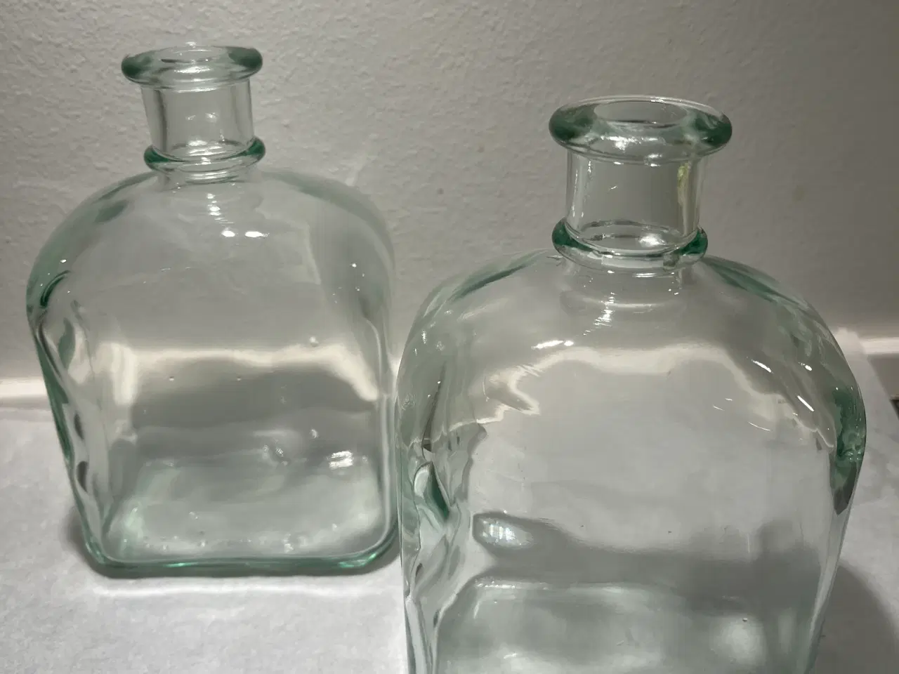 Billede 1 - Snapseflasker i klart glas 2 stk.