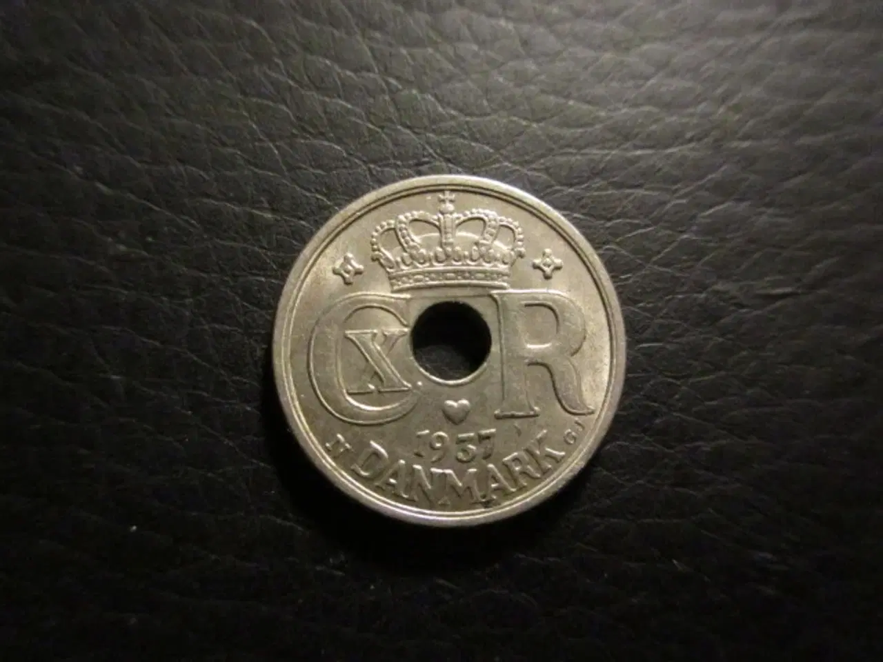 Billede 1 - 10 øre 1937 kv. 01