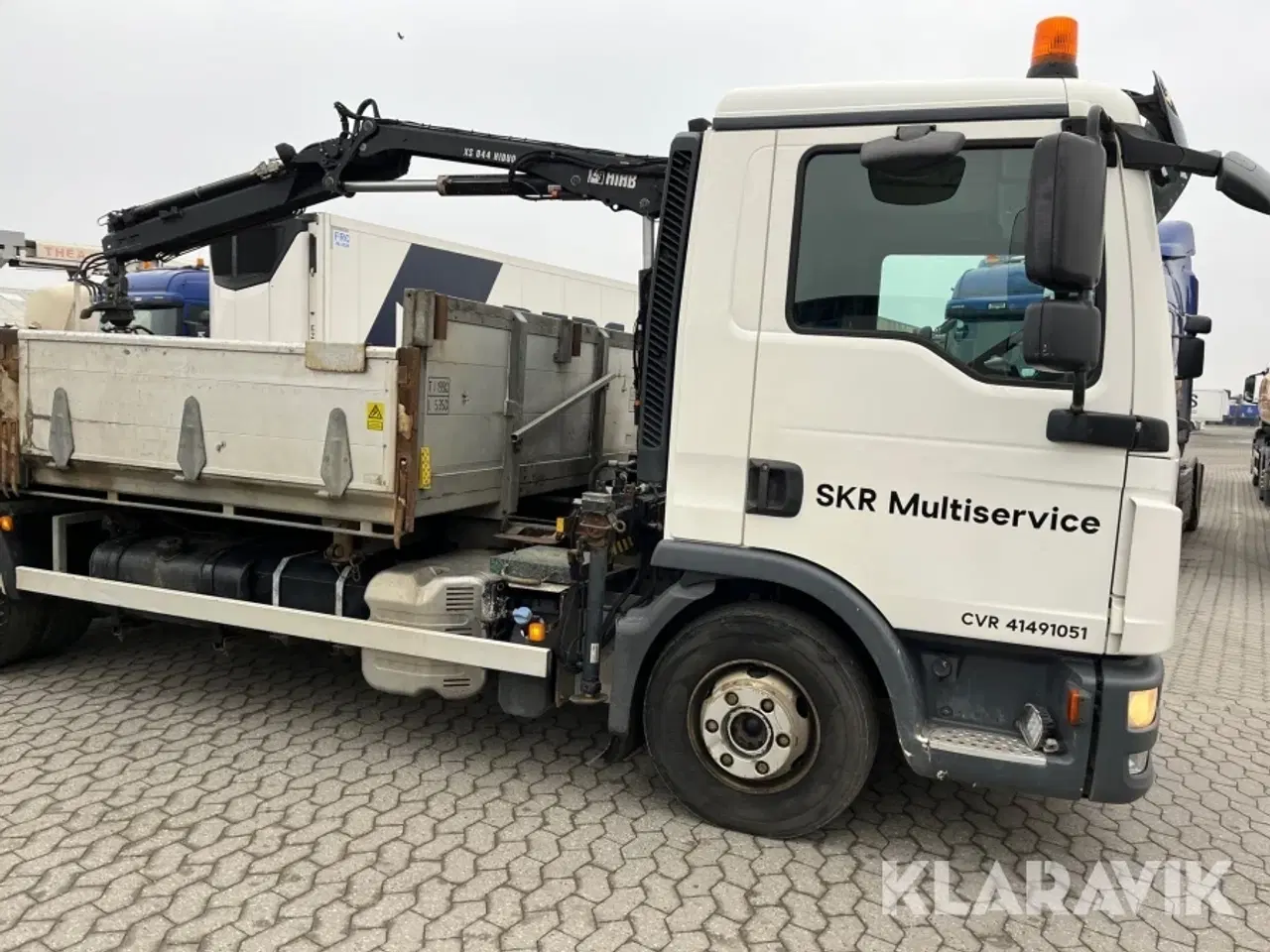 Billede 11 - Lastbil MAN TGL 12.220 med kran og lad