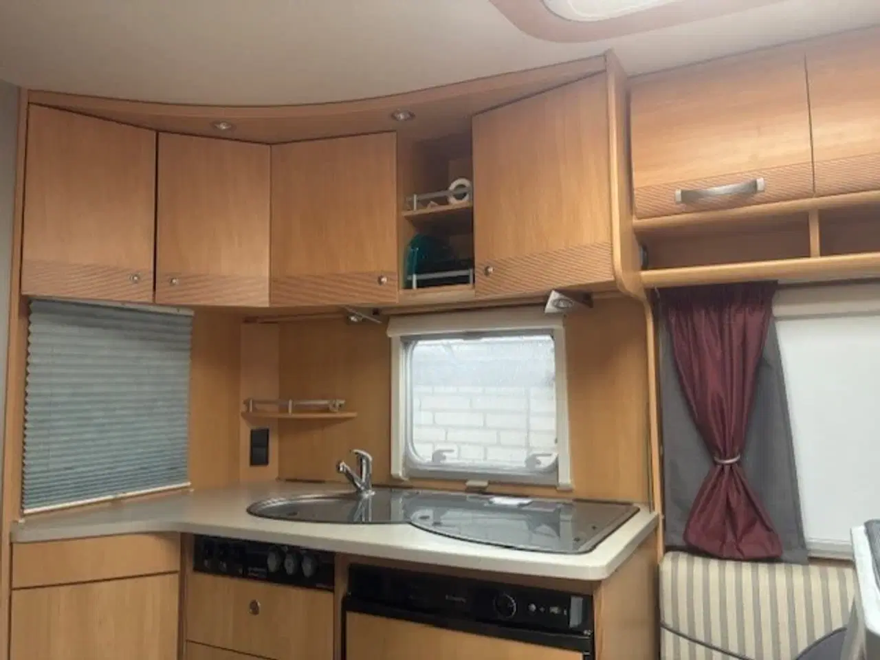Billede 4 - Campingvogn Detleffs Camper 450 DB -  2008