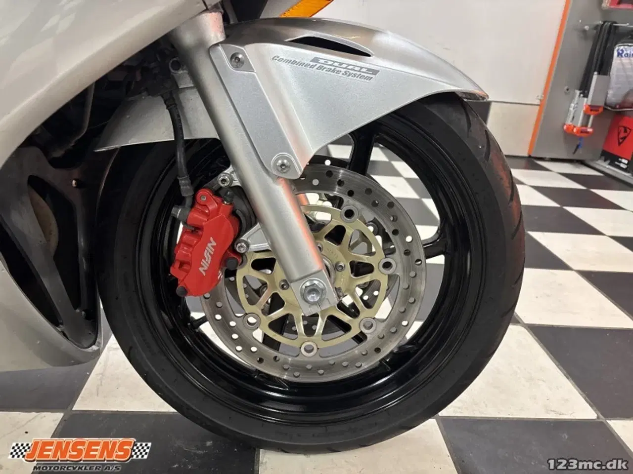 Billede 10 - Honda VFR 800 F