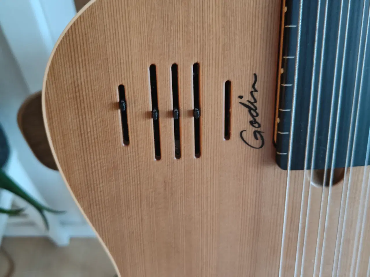 Billede 2 - Godin Glissentar - som ny