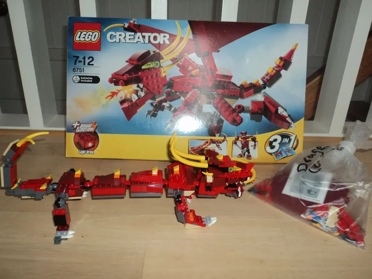 Billede 1 - Lego, Creator Rød Drage 3 i 1, nr. 6751