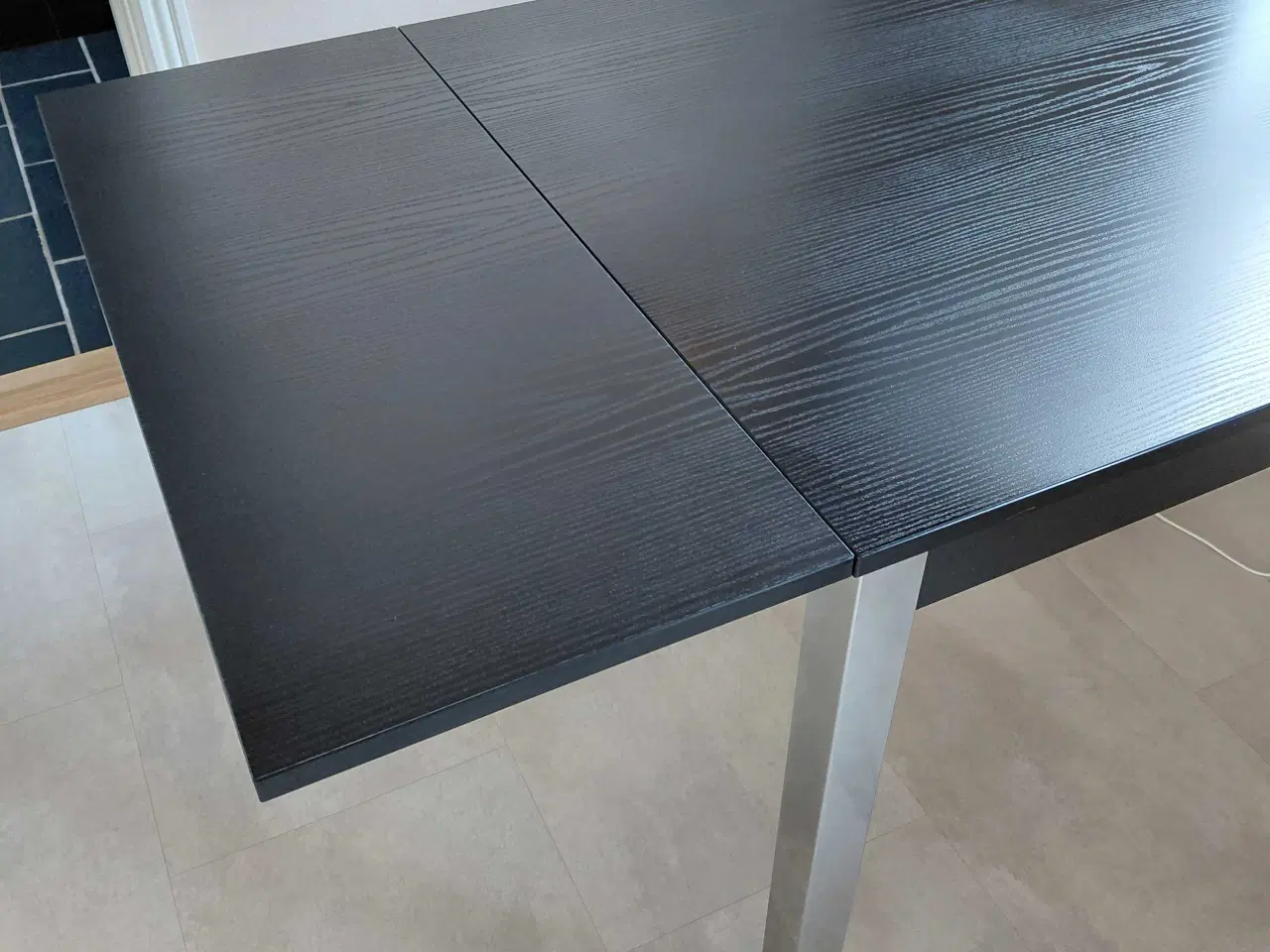 Billede 4 - Spisebord med udtræk