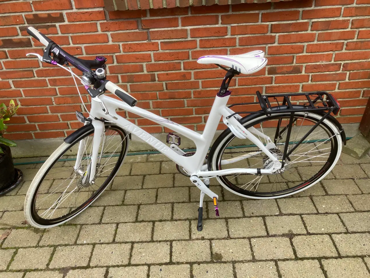 Billede 1 - Pigecykel fantastisk flot