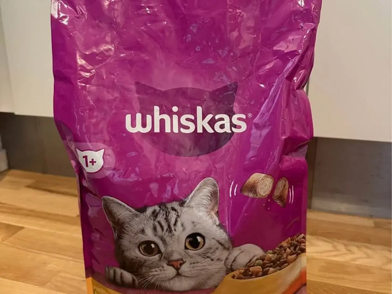 Billede 5 - Whiskas 1+ og 7+ tørfoder