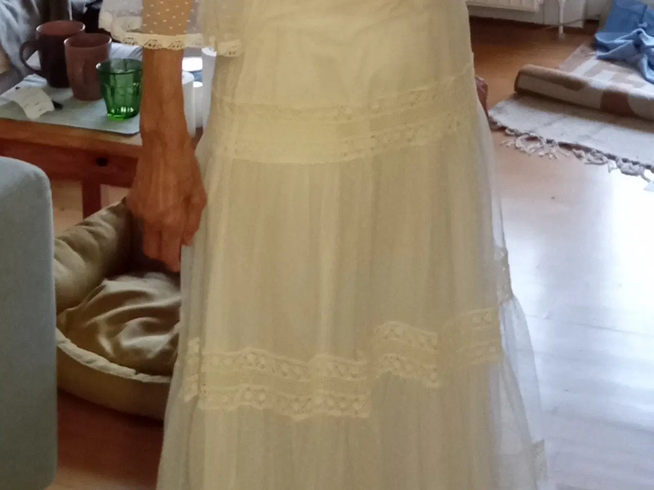Billede 12 - Vintage brudekjole fra 1980, Lilly model Lilly.