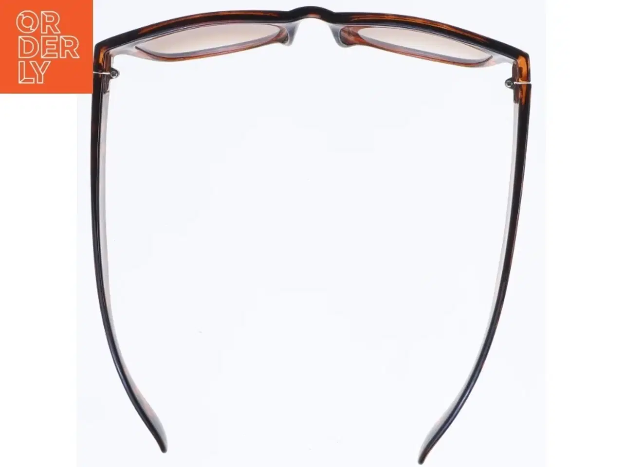 Billede 3 - Solbriller med brun tortoise stel fra Gina Tricot (str. 15 cm)