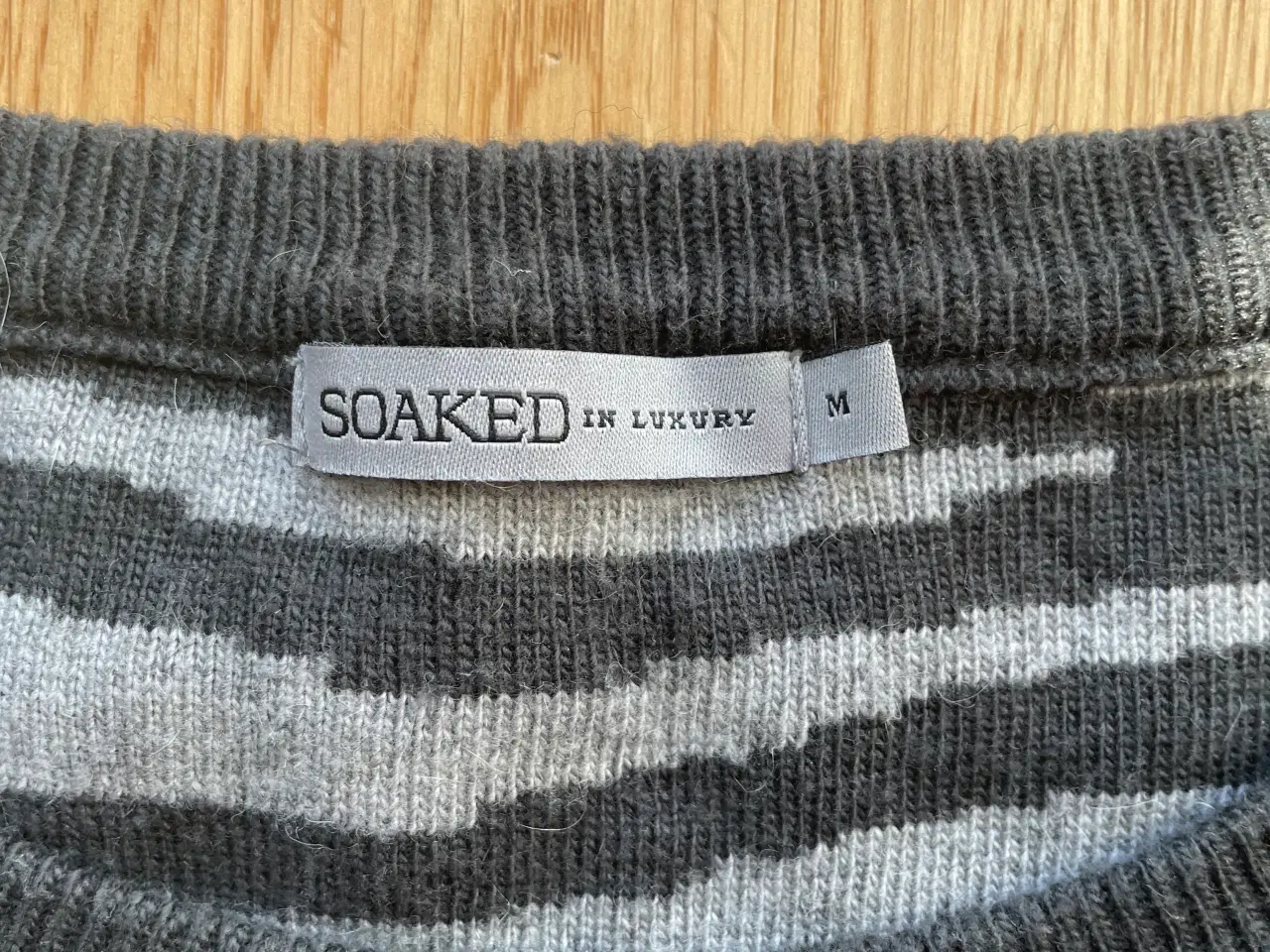 Billede 3 - Soaked in Luxury striktrøje
