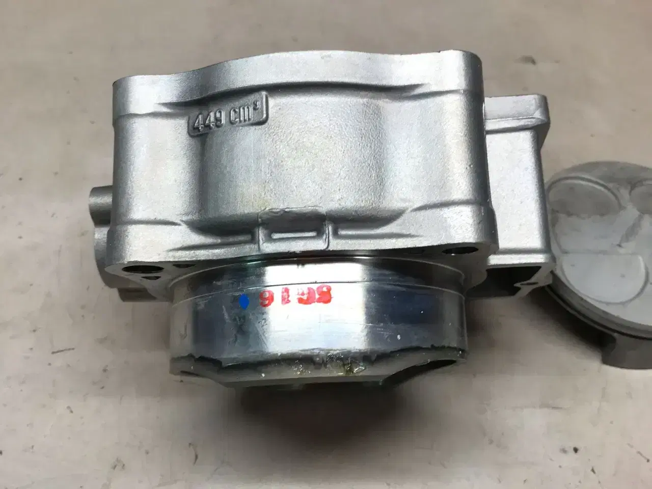 Billede 1 - Ny cylinder og stempel til Honda CRF450R