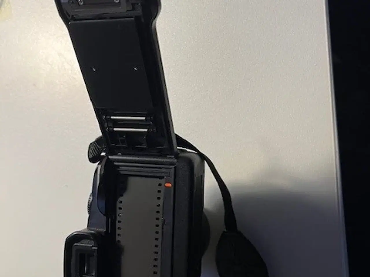 Billede 4 - Analogt Canon EOS 850 med udskifteligt objektiv