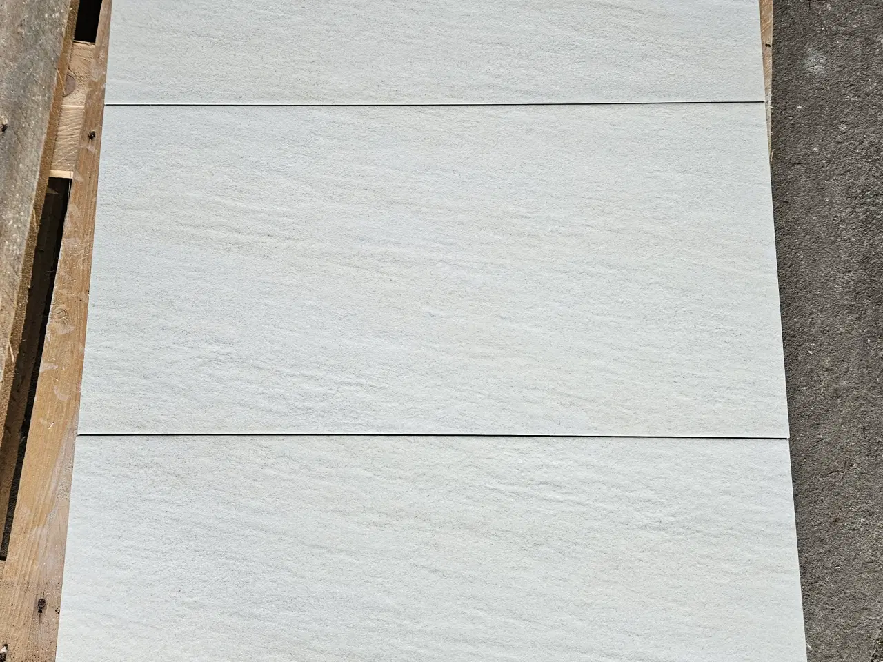 Billede 1 - Gulv- og vægklinke Moonstone Cream 30,8x61,5 cm 