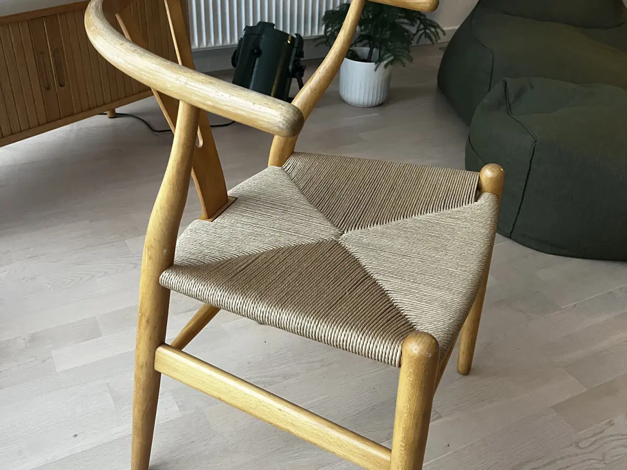 Billede 6 - Hans J Wegner y stol