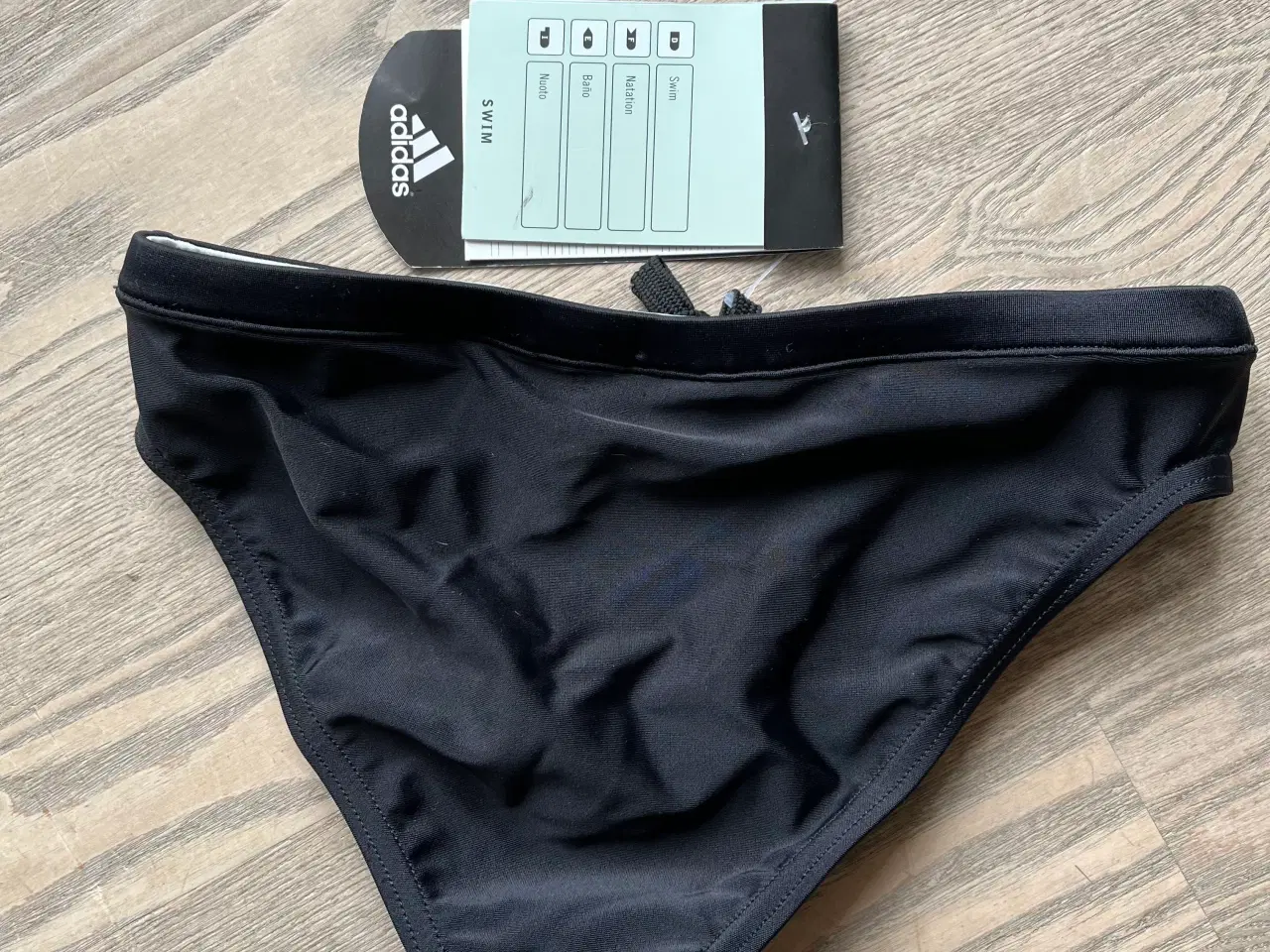 Billede 2 - NYE ADIDAS badebukser str. 128