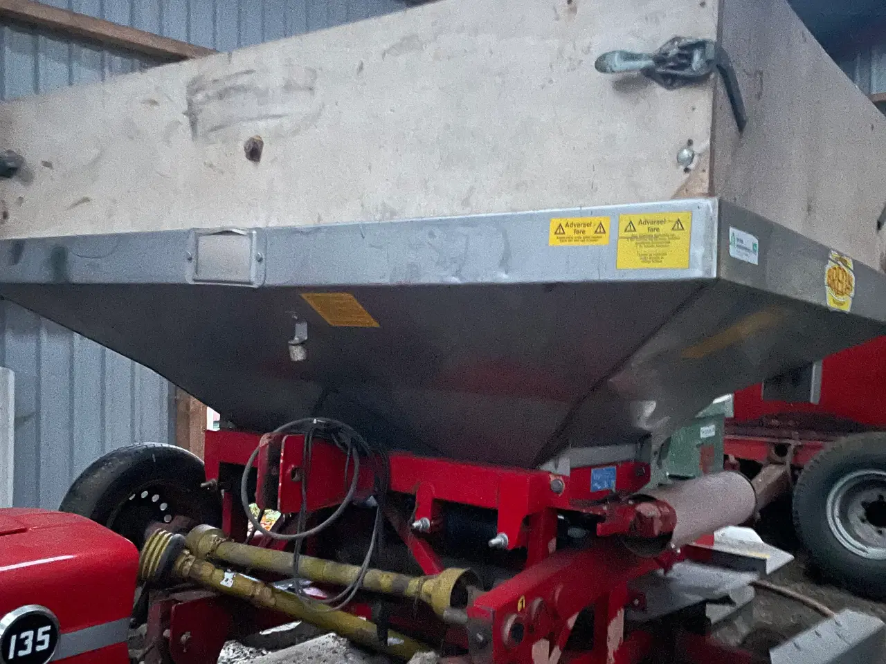 Billede 2 - Bredal gødningsspreder