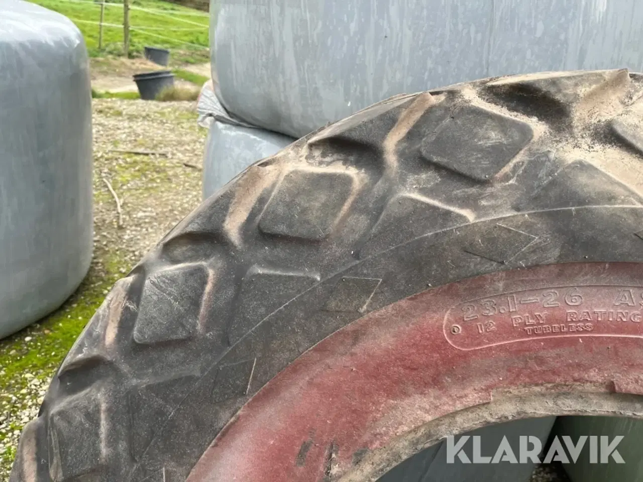 Billede 7 - Dæk Goodyear All weather til gødningspreder