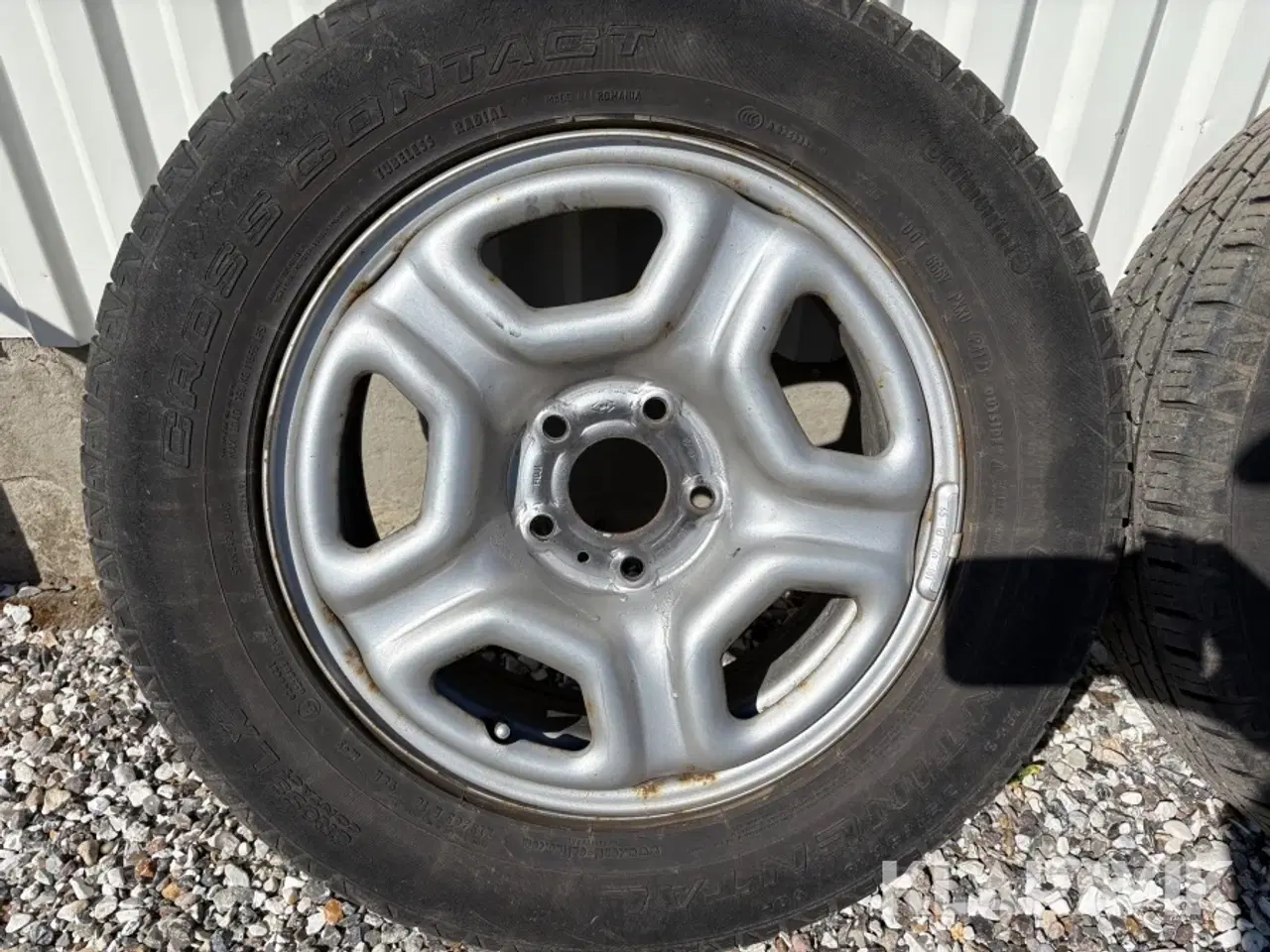 Billede 2 - Fælge med dæk Dacia Dyster 4 styk