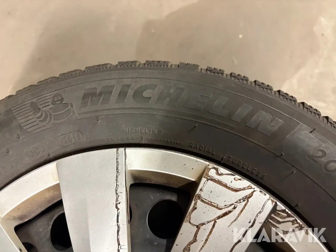 Billede 3 - Dæk med fælge Giugiaro/Michelin/Goodyear – 3 sæt