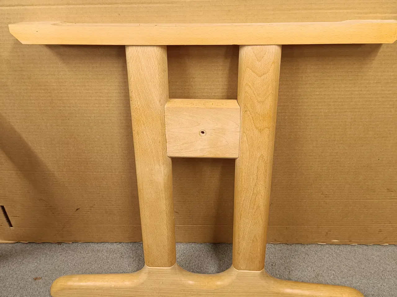 Billede 3 - Spisebord med 6 stole