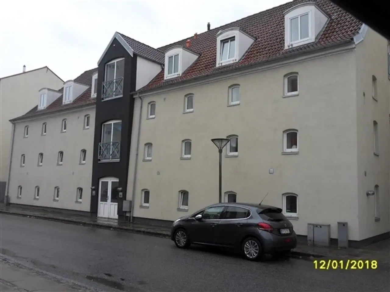Billede 1 - 3 værelses lejlighed i Pakhuset på havnen i Hobro.