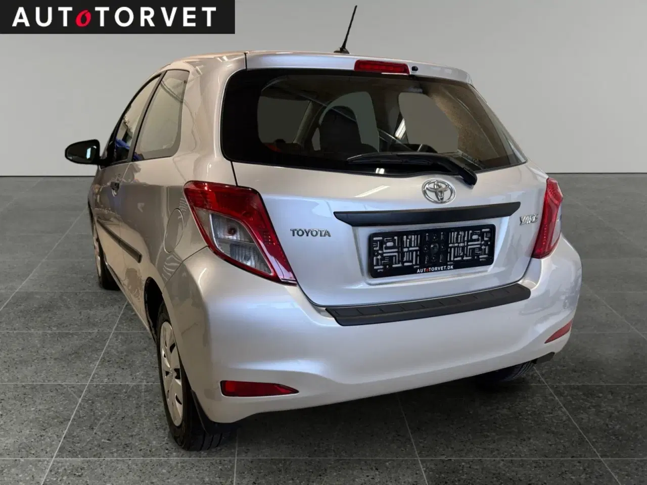 Billede 4 - Toyota Yaris 1,0 VVT-i T2 Touch