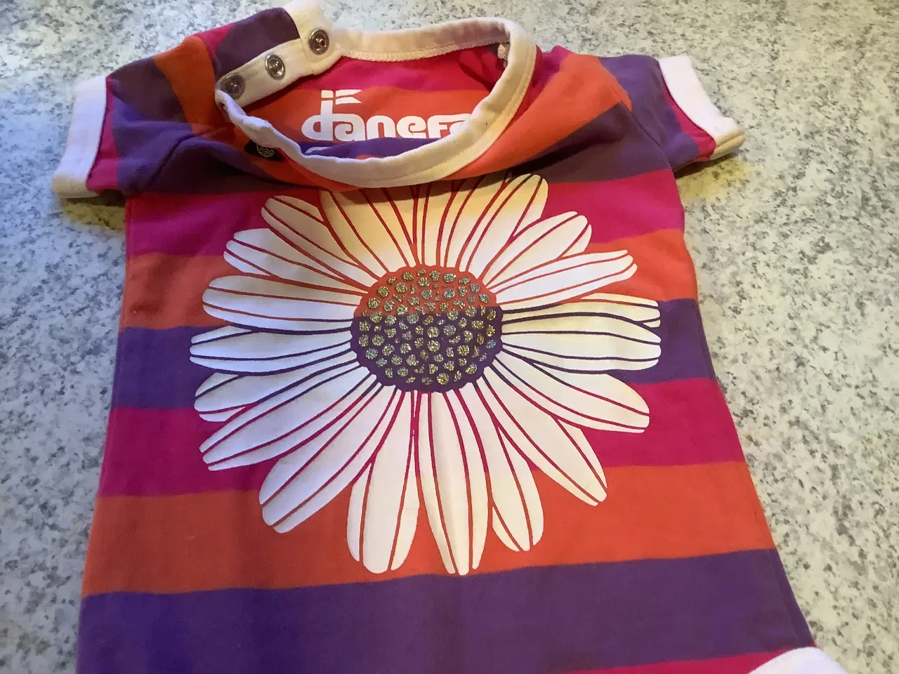 Billede 1 - Helt ny smuk Danefæ str 62