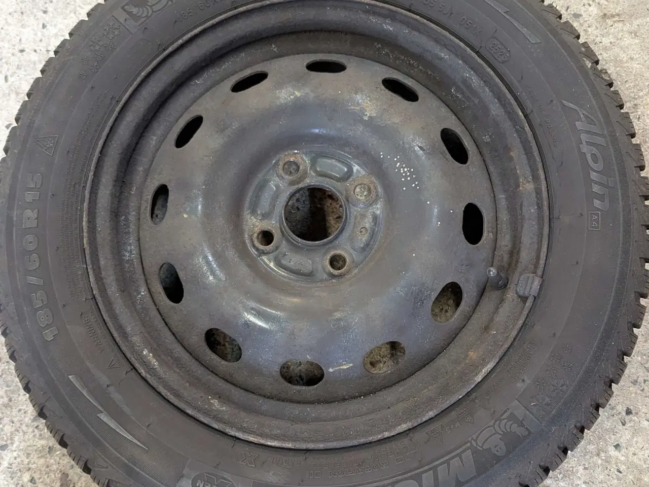 Billede 3 - Vinterhjul med 15 "Michelin Alpin dæk