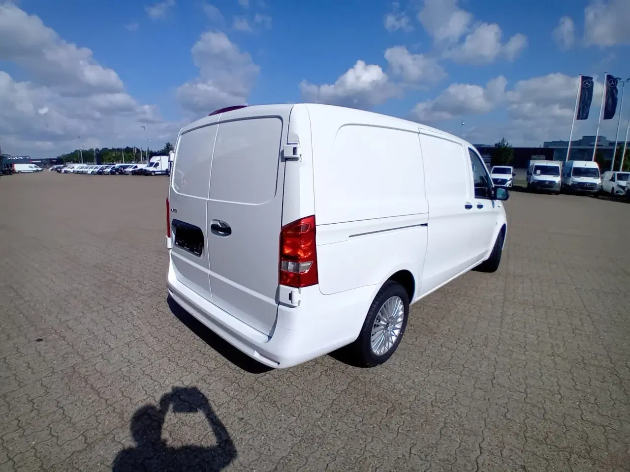 Billede 2 - Mercedes eVito 112  A2 Kassevogn