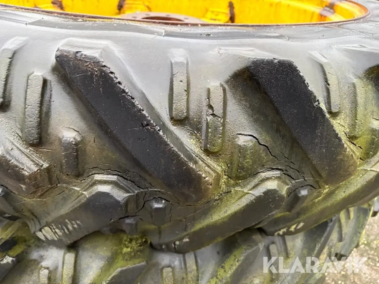 Billede 8 - Landbrugsdæk Kleber 12.4R46 2 styk