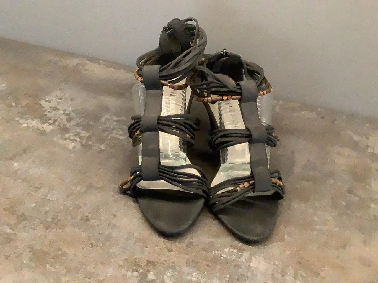 Billede 2 - Elegant sandal, lak sko, støvletter