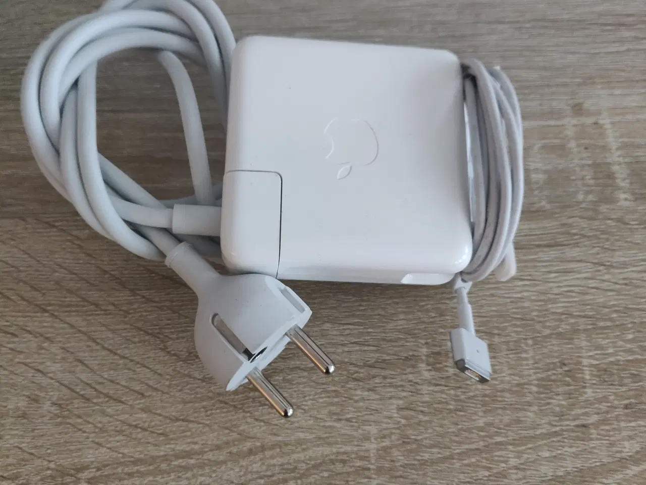 Billede 1 - Apple MagSafe 2 oplader