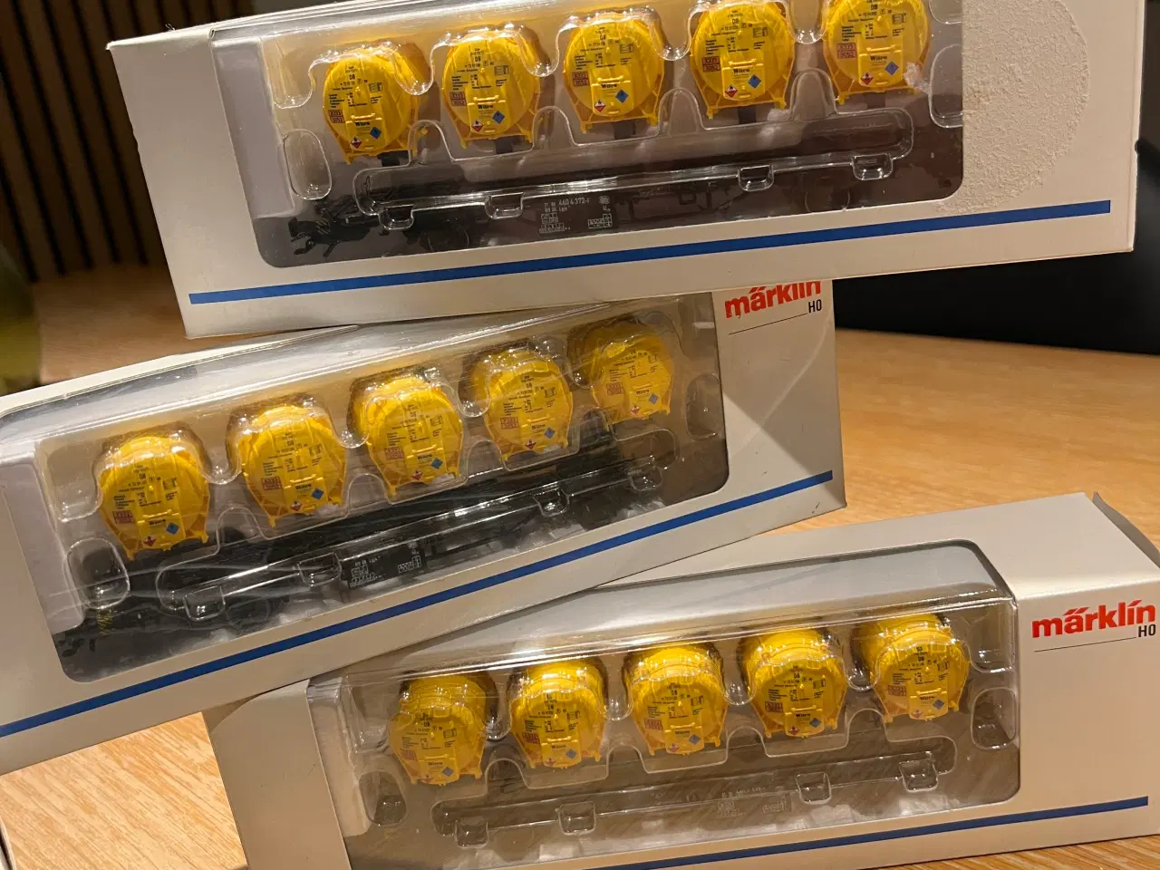 Billede 4 - SOLGT Märklin samling af vogne og diesellok