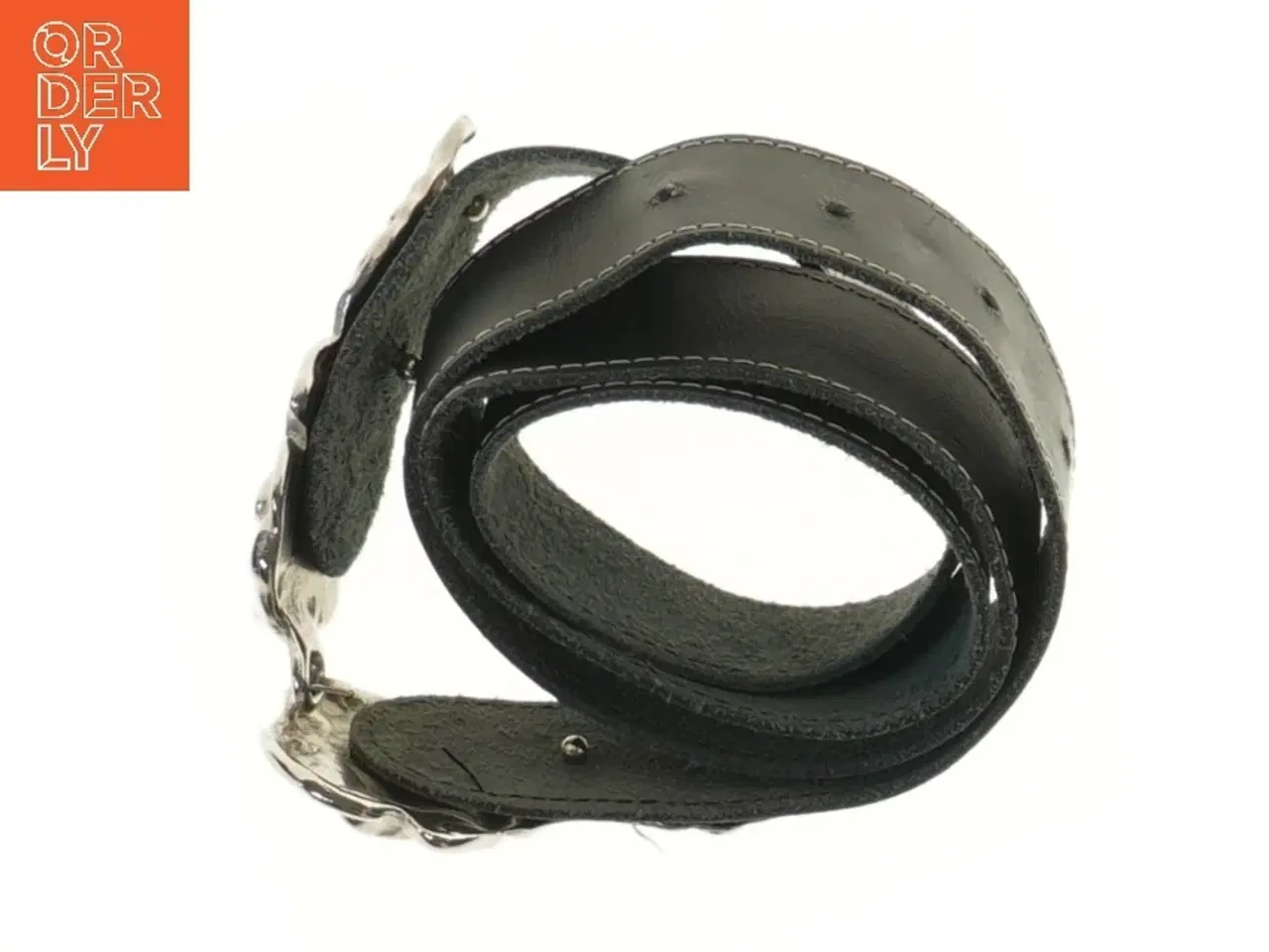 Billede 2 - Læderbælte med blomstermotiv (str. 112 cm)