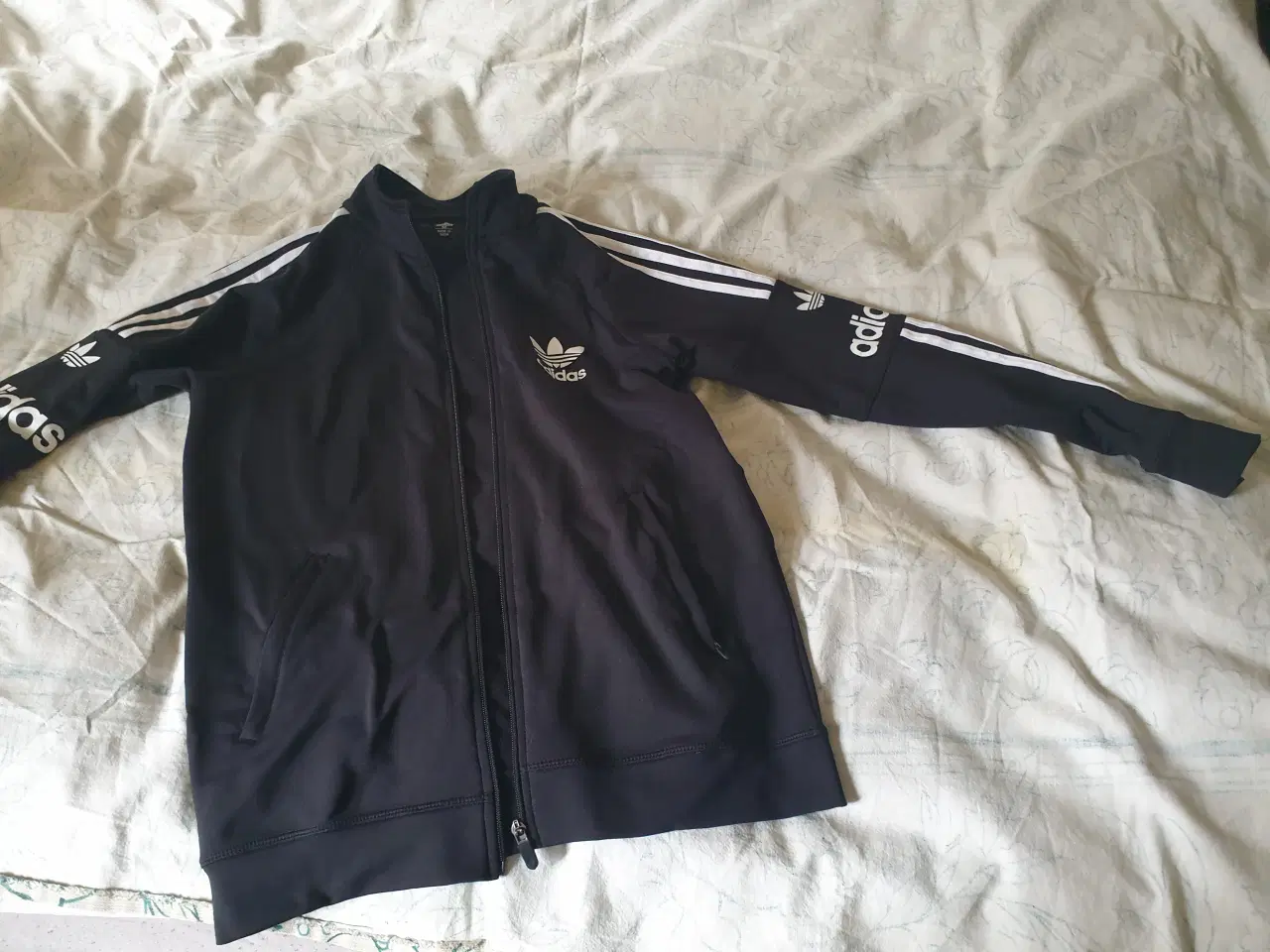 Billede 1 - Træningsdragt, Adidas, str. S