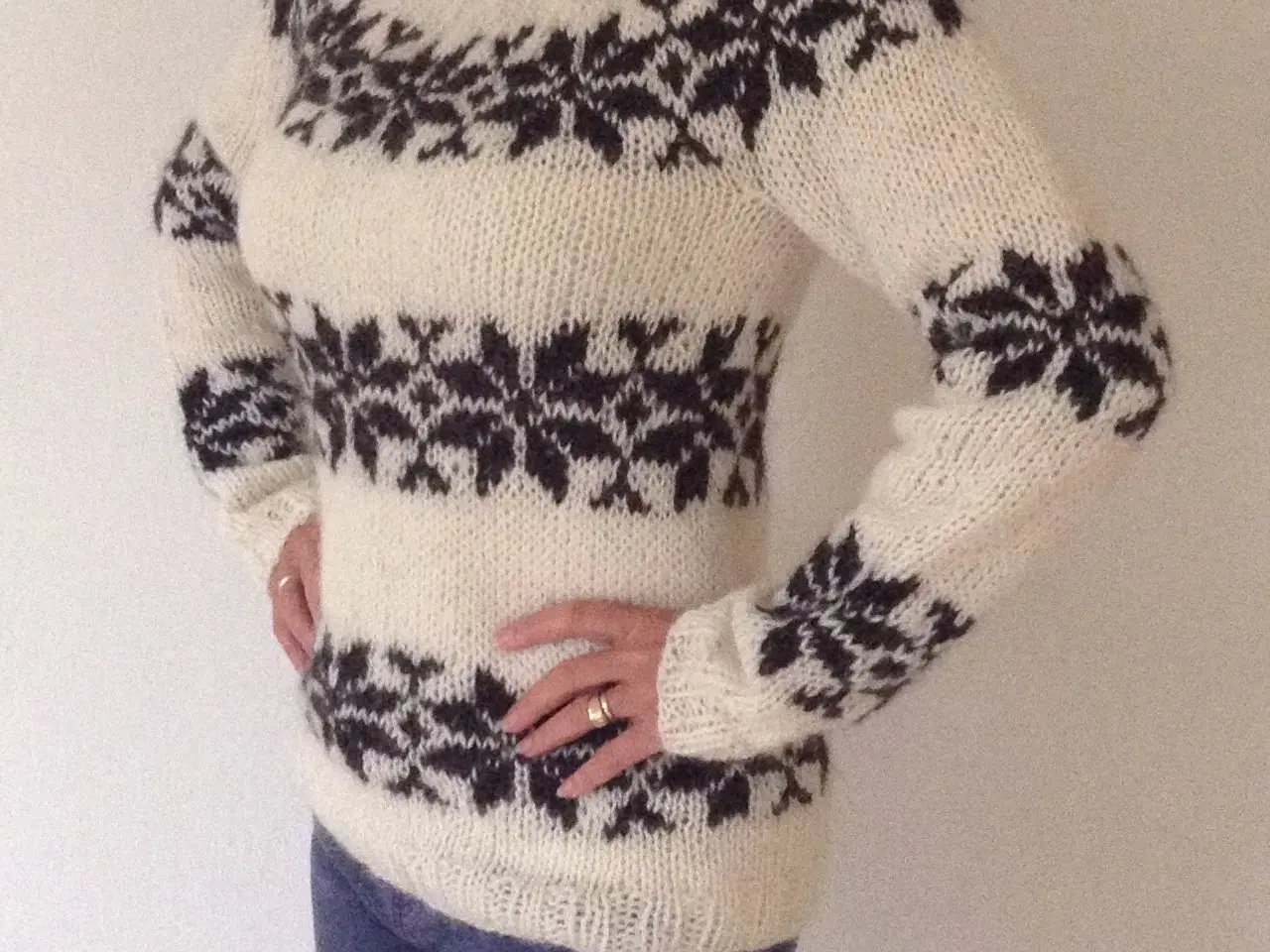 Billede 1 - FruStrik - Sarah Lund håndstrikket sweater 