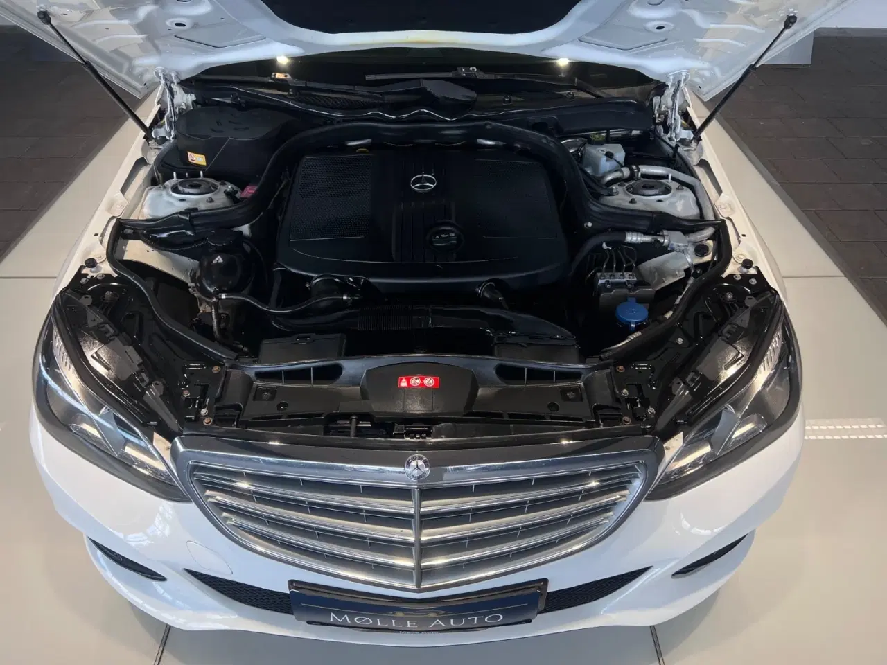 Billede 14 - Mercedes E200 2,2 CDi Avantgarde stc. aut.