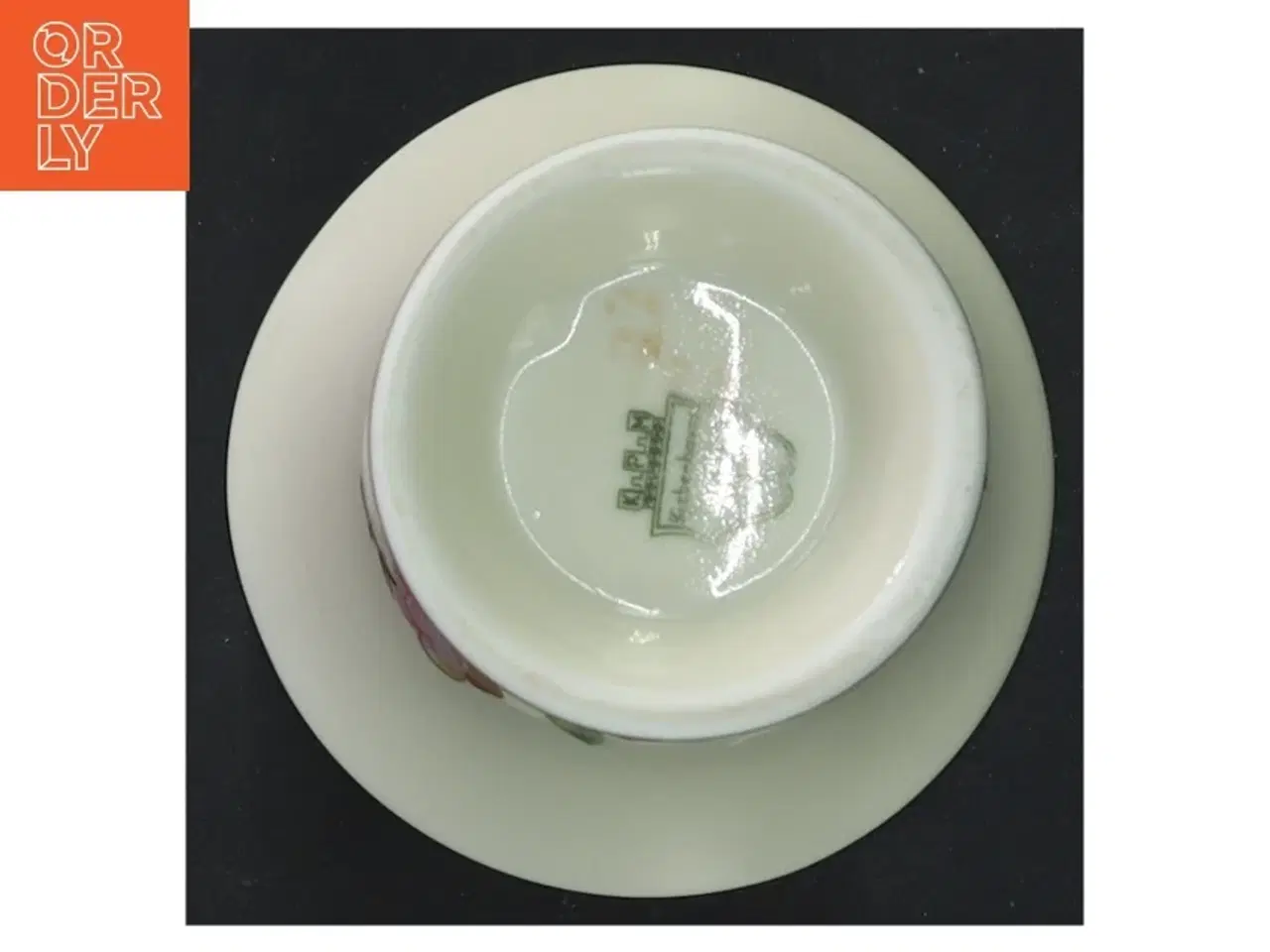 Billede 3 - Dekorativ vase med guldkant fra KPM (str. 10x9 cm)