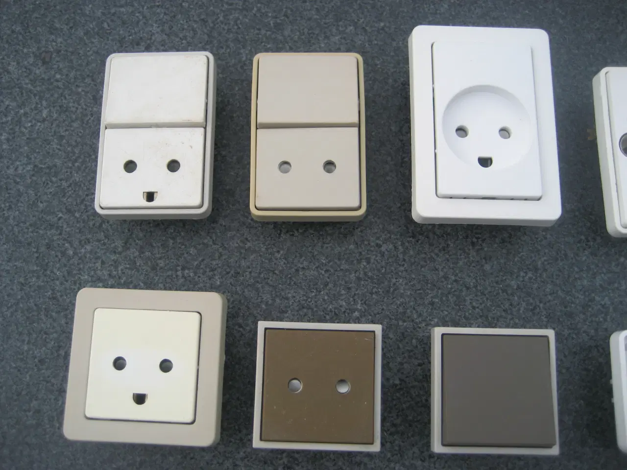 Billede 2 - Div. brugte stikkontakter og afbrydere