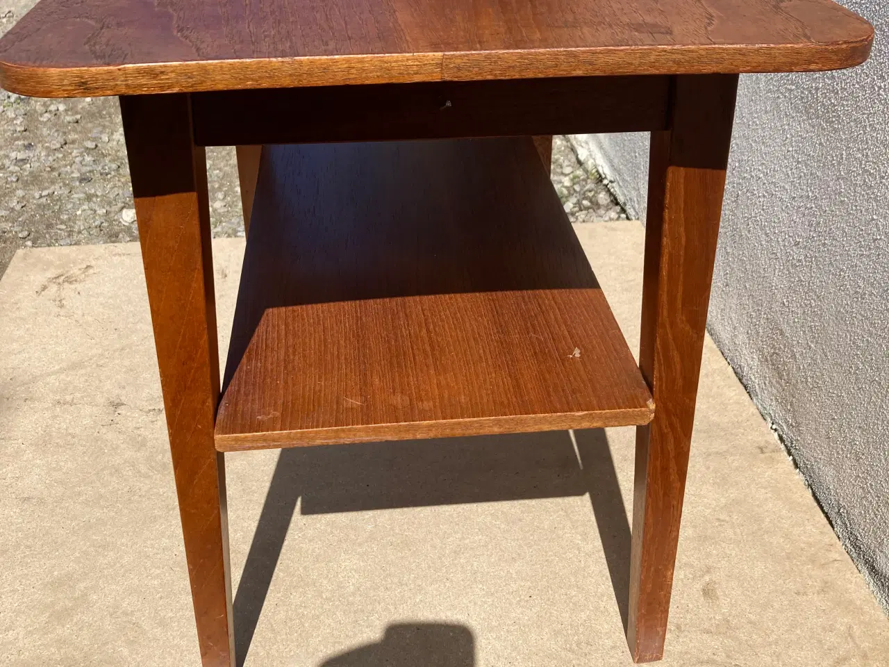 Billede 3 - Teaktræ Sidebord/sofabord med hylde