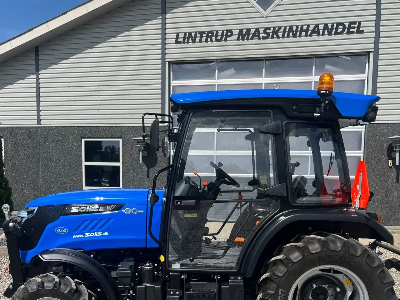 Billede 12 - Solis N 90 Med Krybegear, frontlift og frontPTO .