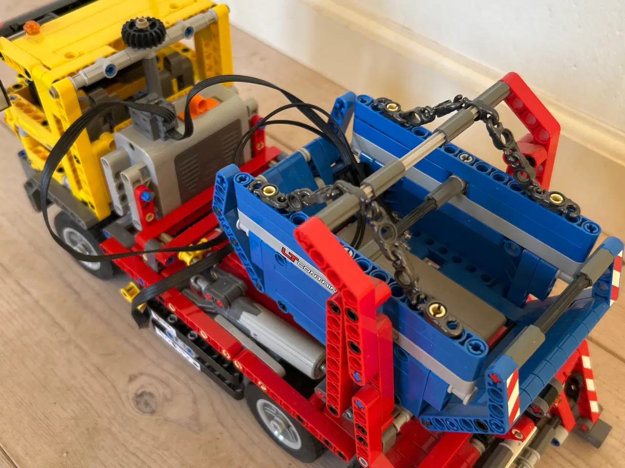 Billede 3 - LEGO Technic Container Truck 42024