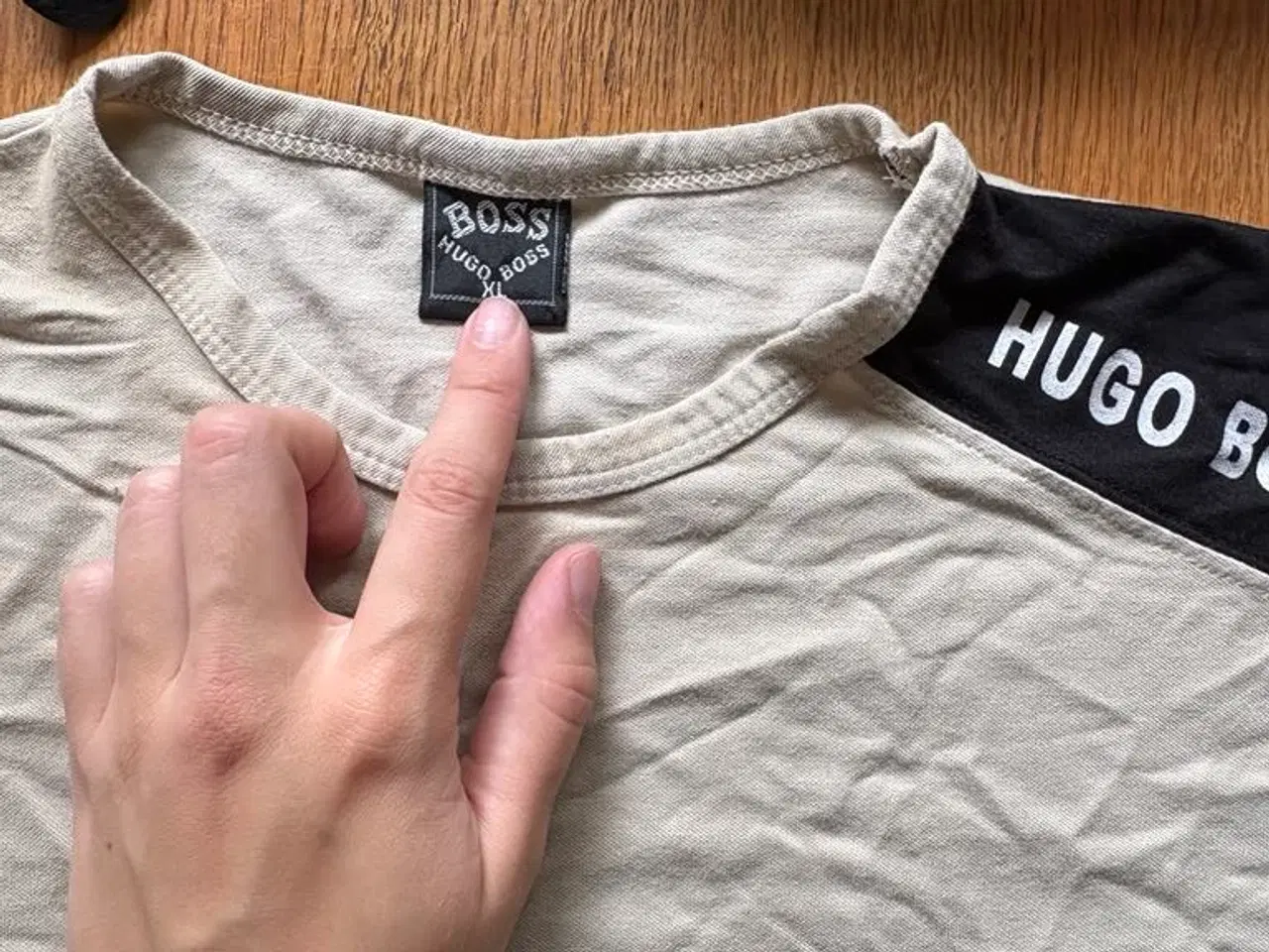 Billede 2 - 👕 Hugo Boss T-shirt – Str. XL