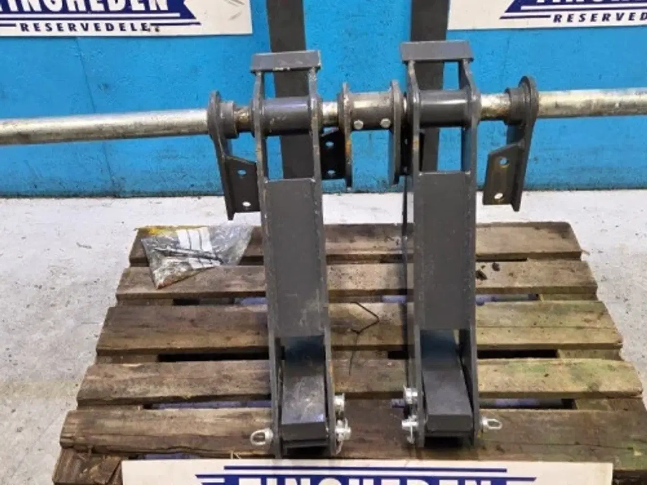 Billede 8 - New Holland B115C Pallegafler Kit 87310367