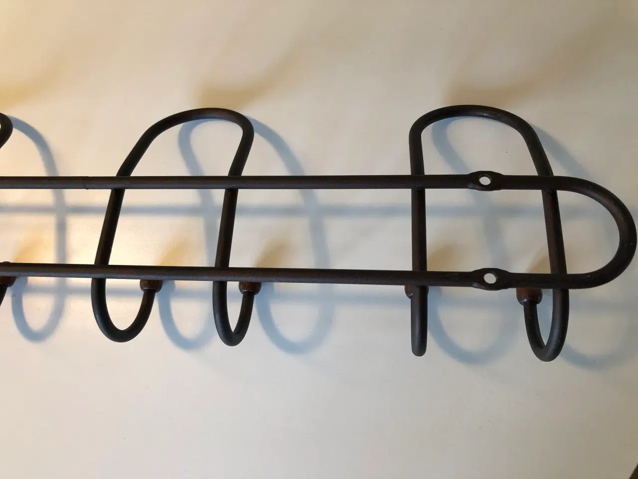 Billede 9 - Knagerække i metal/træ