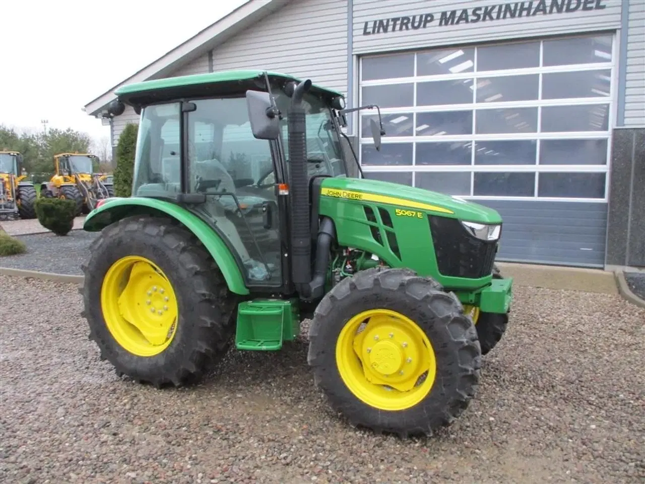 Billede 15 - John Deere 5067E  med koblings frit vendergear ved rattet og 40kmt gearkasse