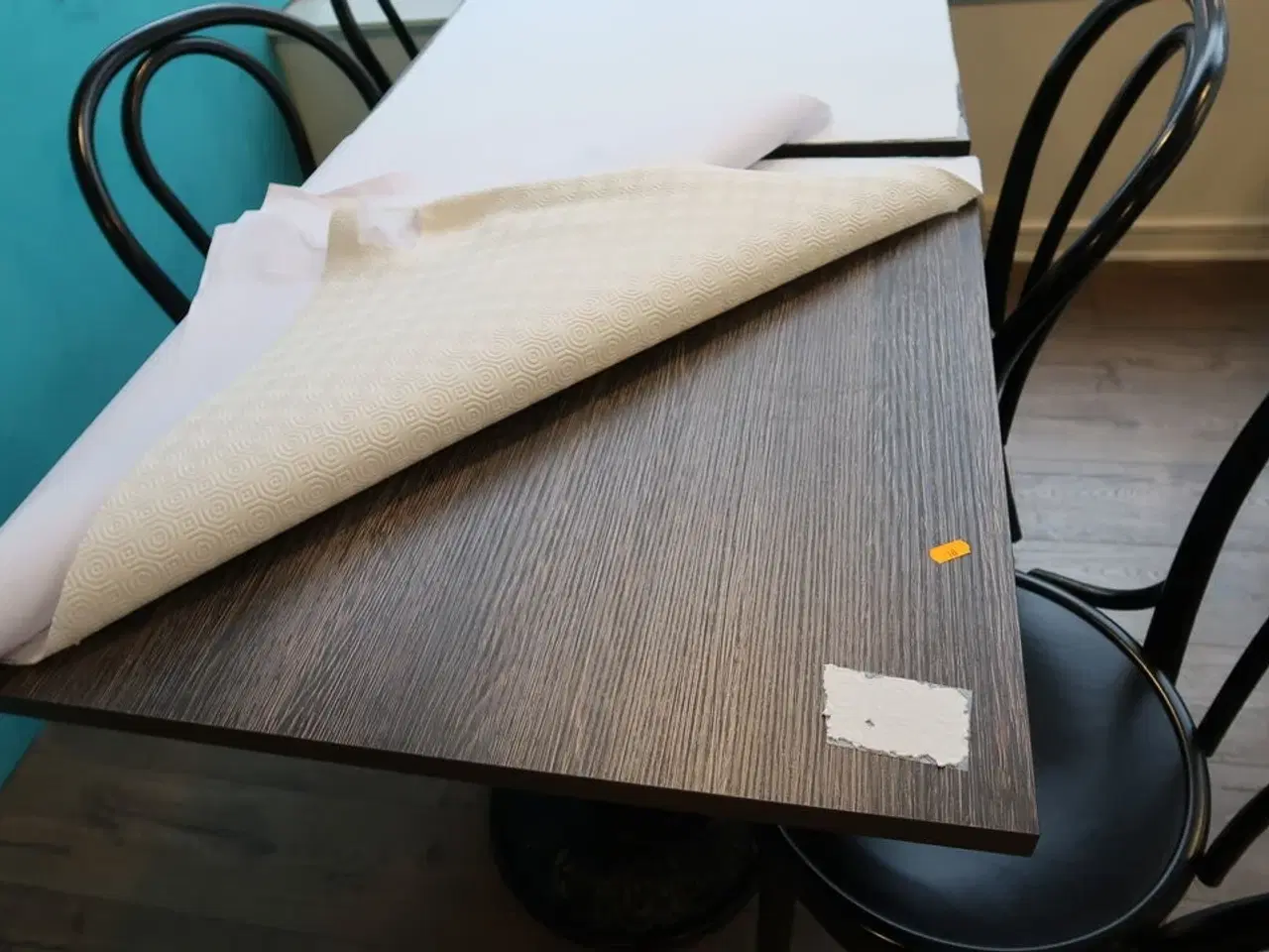 Billede 3 - 4 stk. caféborde med 7 stk. caféstole