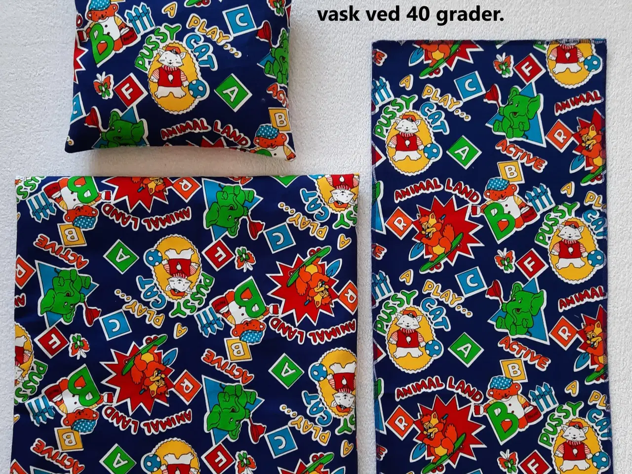 Billede 6 - Dyne og pude m.m der passer til Brio dukkevogn