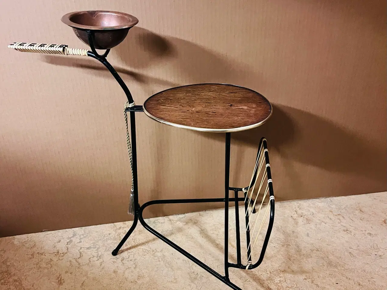 Billede 1 - Magasinholder-ryge blomsterbord.