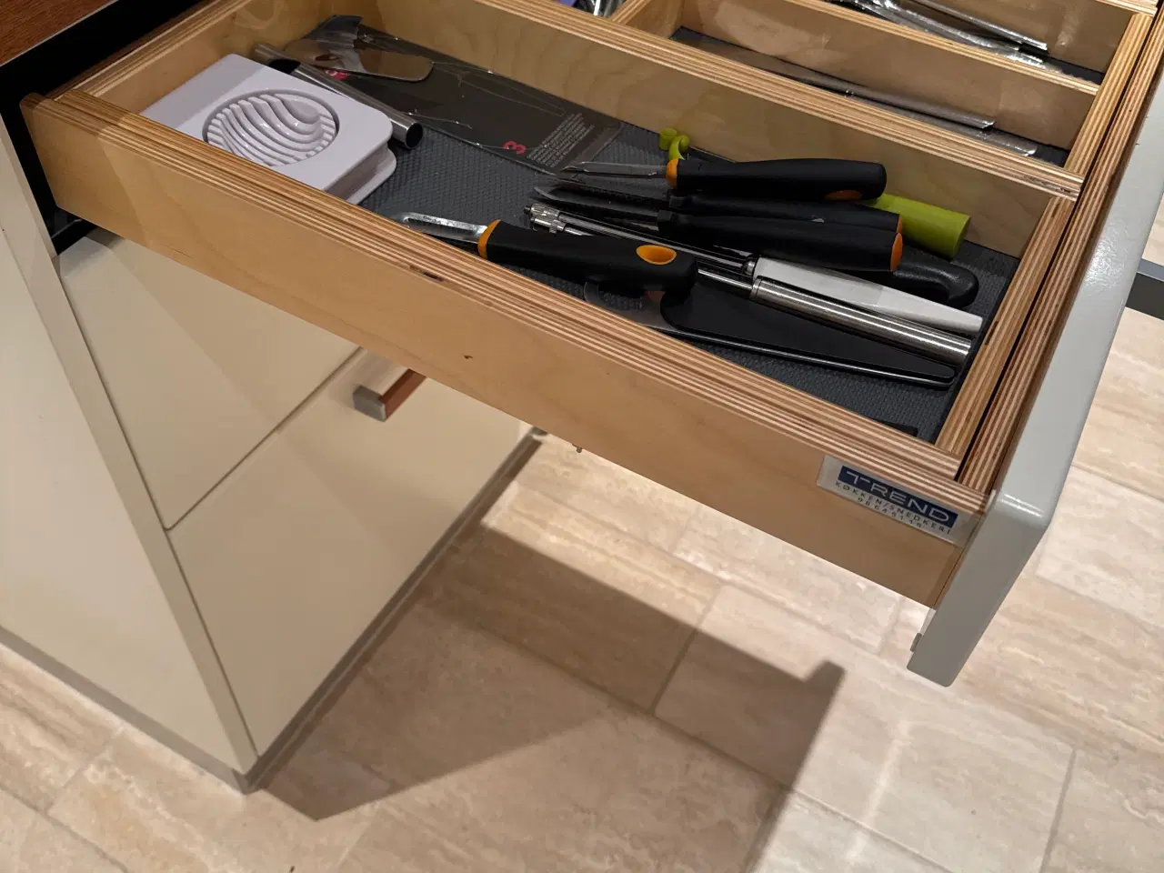 Billede 4 - Flot køkken med gode materialer 